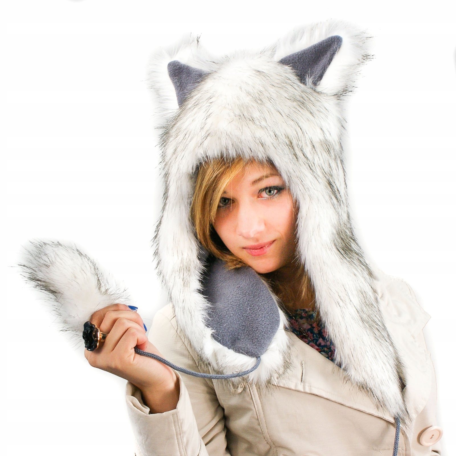 

Czapka Zimowa Wilczyca Sr Polar Pluszowa Poland S