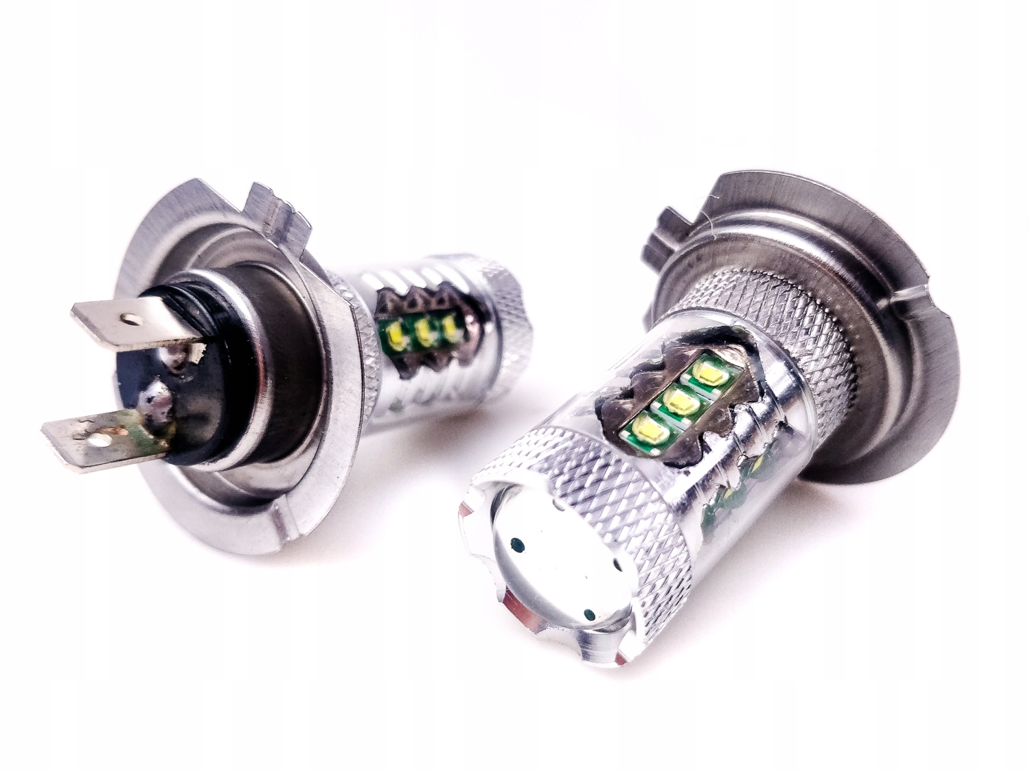 

Żarówki Ledowe H7 12V-24V CanBus Ultra z Soczewką