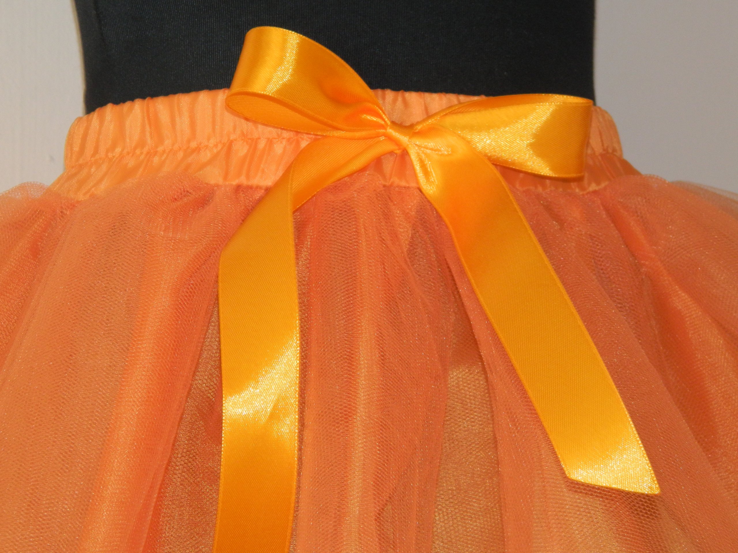 LuMi 18 KOLORÓW SPÓDNICZKA tutu TIUL 38 Wzór dominujący bez wzoru