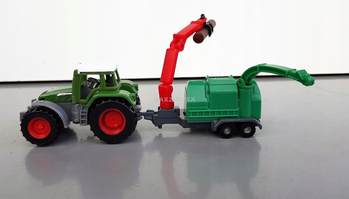 SIKU 1675 TRAKTOR FENDT + RĘBAK DO DREWNA Materiał Metal Plastik Inny