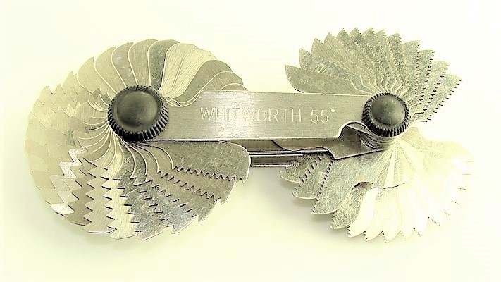 Grzebień do gwintów metrycznych i calowych 52szt Marka B1