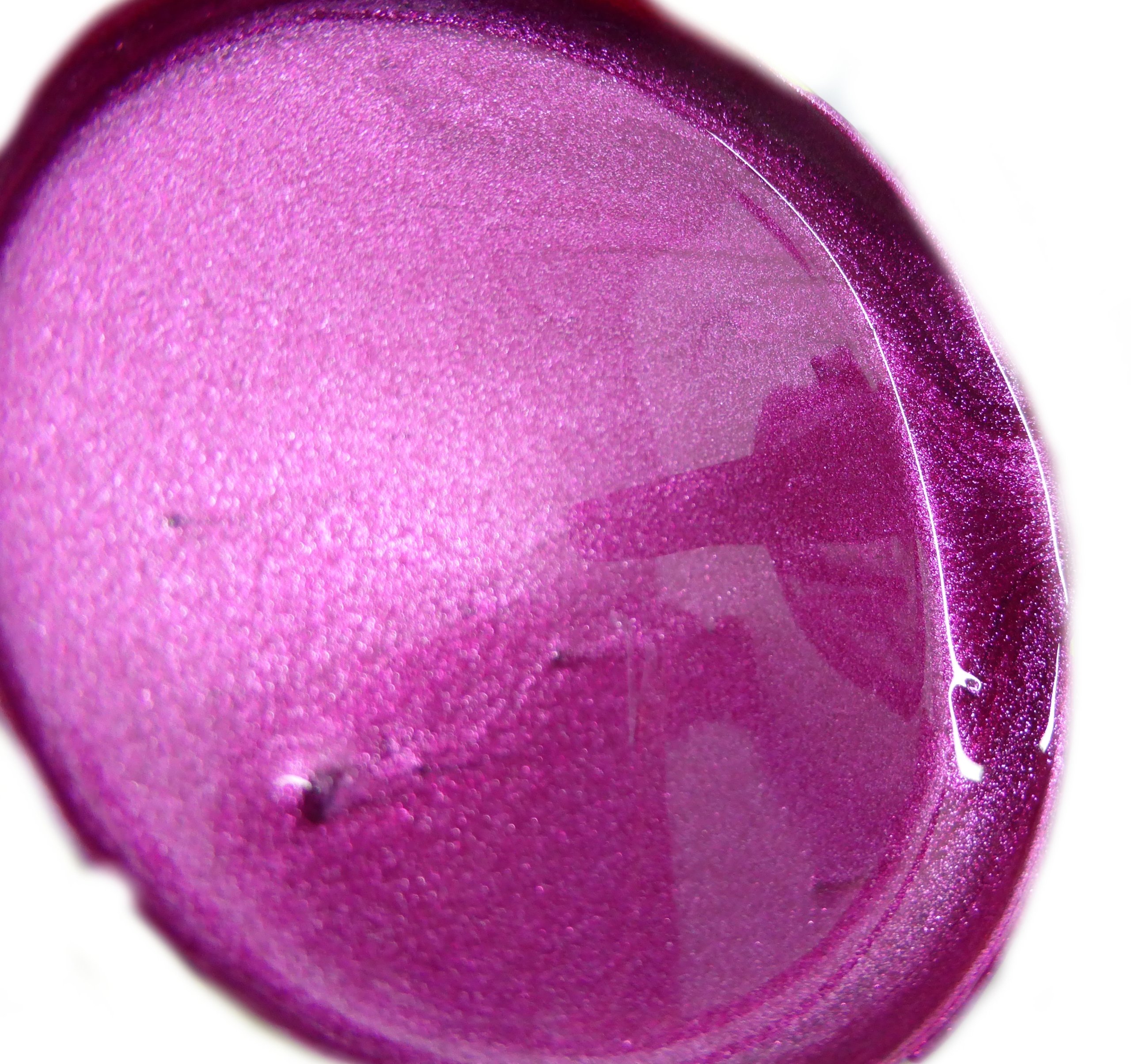 Перламутровый это какой. Тирийский пурпур пигмент. Перламутровый краситель. Перламутровый пигмент. Сиреневый перламутр пигмент.