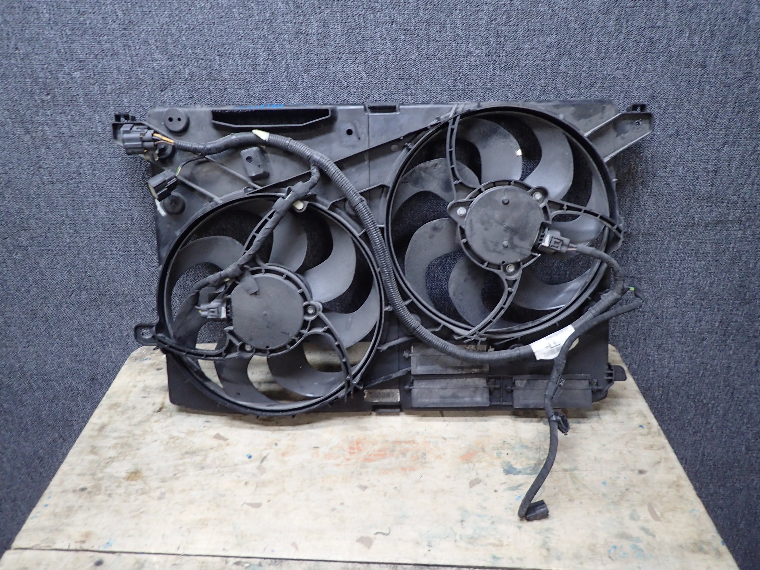 КОРПУС ВЕНТИЛЯТОРА GALAXY S MAX C MAX MONDEO 15-