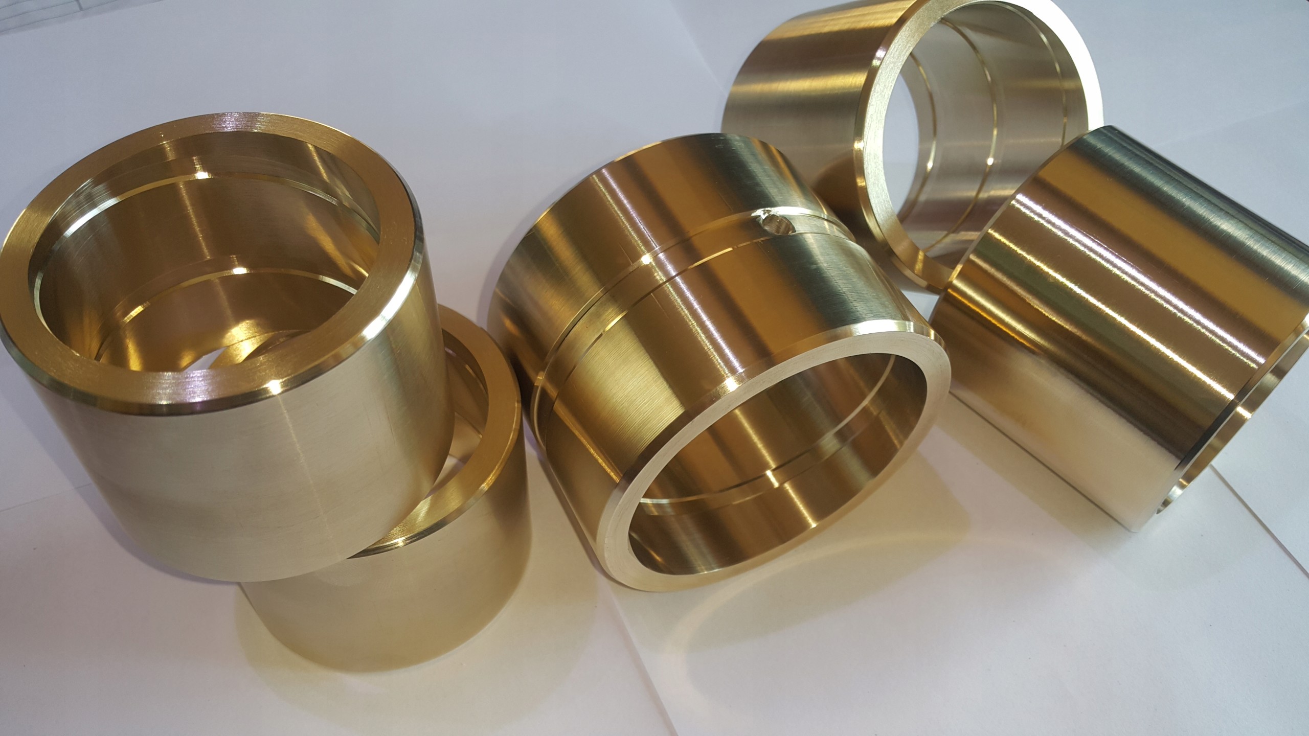 Втулка экскаватора строительной техники 65x75x60 бронза