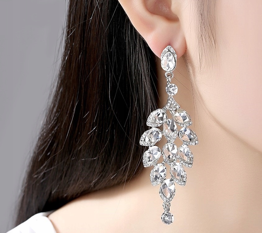 KOLCZYKI SREBRNE Z CYRKONIAMI, DŁUGIE, EFEKTOWNE Marka Inna marka