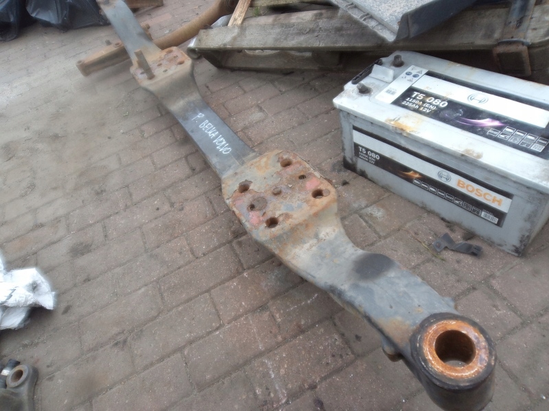 BELKA OŚ PRZEDNIA VOLVO FH SPR00139847