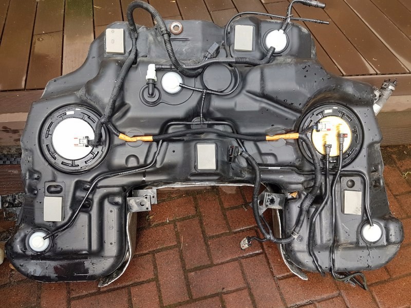 JEEP GRAND CHEROKEE 3.0 CRD ТОПЛИВНЫЙ БАК