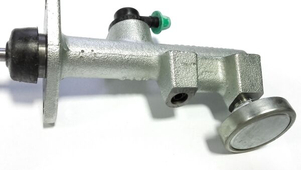 Pompa sprzegla Land Rover Discovery 2 Td5 Jakosc czesci zgodnie z GVO Q oryginal z logo producenta czesci OEM OES