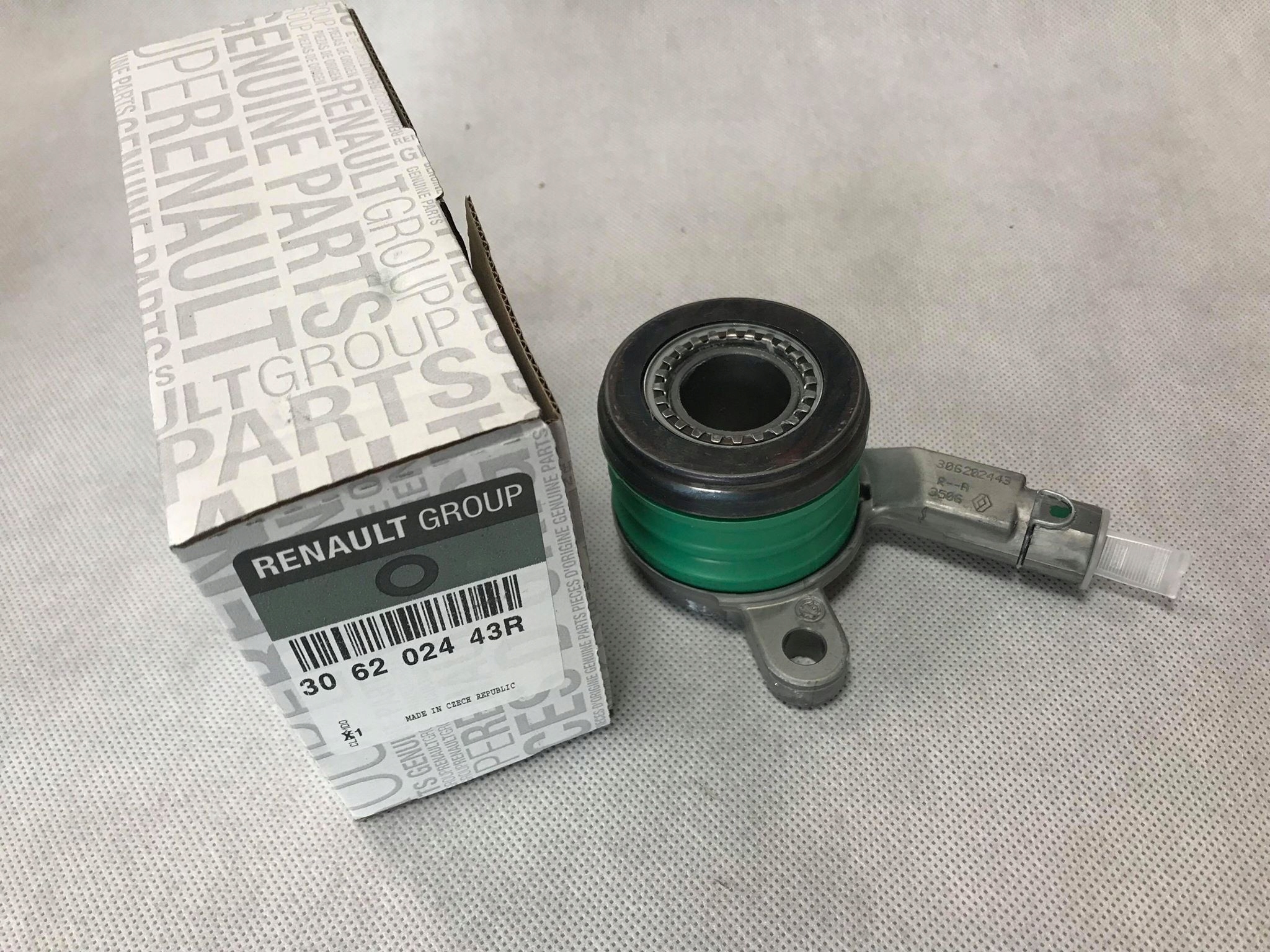 KOŁO DWUMASOWE SPRZĘGŁO WYSPRZĘGLIK MASTER 2.3 DCI Typ silnika Diesel