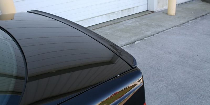 LIP SPOILER LOTKA KLAPY BMW 3 E36 Sedan ABS Producent części BMW OE