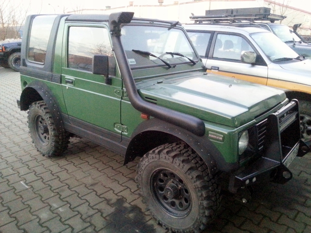 Suzuki Samurai sj413