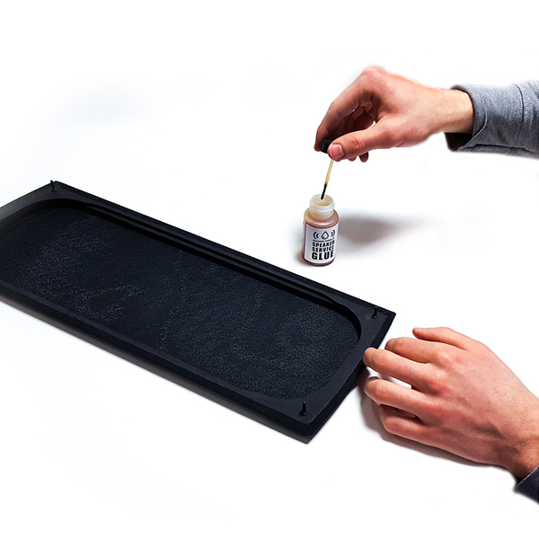 Klej do materiału na maskownice głośnikowa MOCNY! Producent Inny