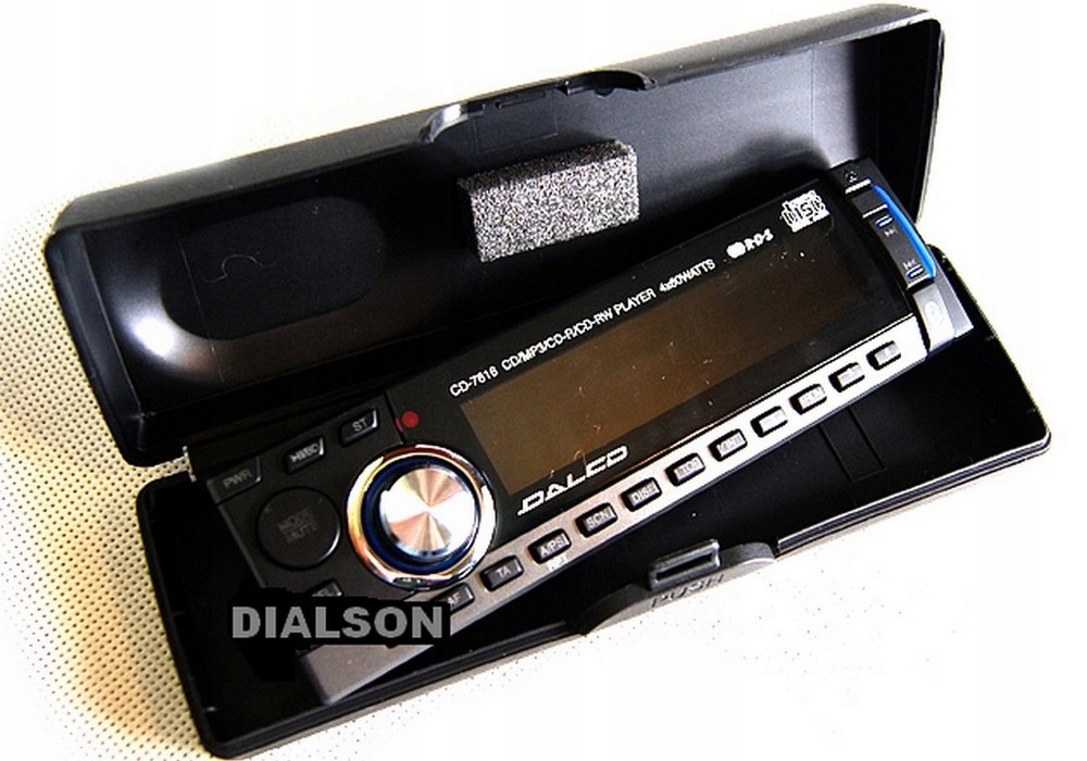 Автомобильный радиоприемник CD MP3 USB SD BLUETOOTH 4 x 60W Kind accessory