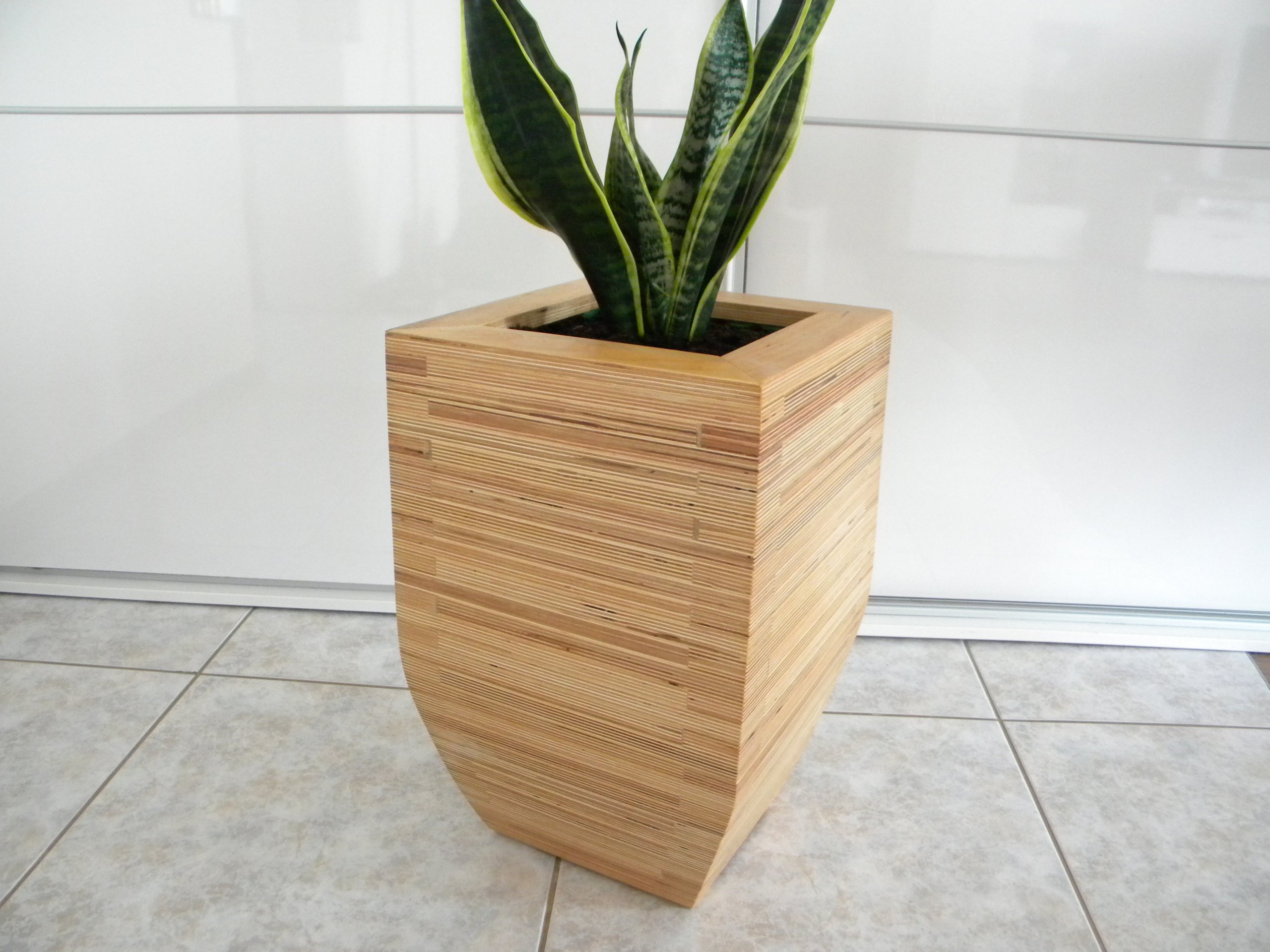 DONICZKA DREWNIANA DONICA WOSK SKLEJKA 47.5 CM Materiał drewno