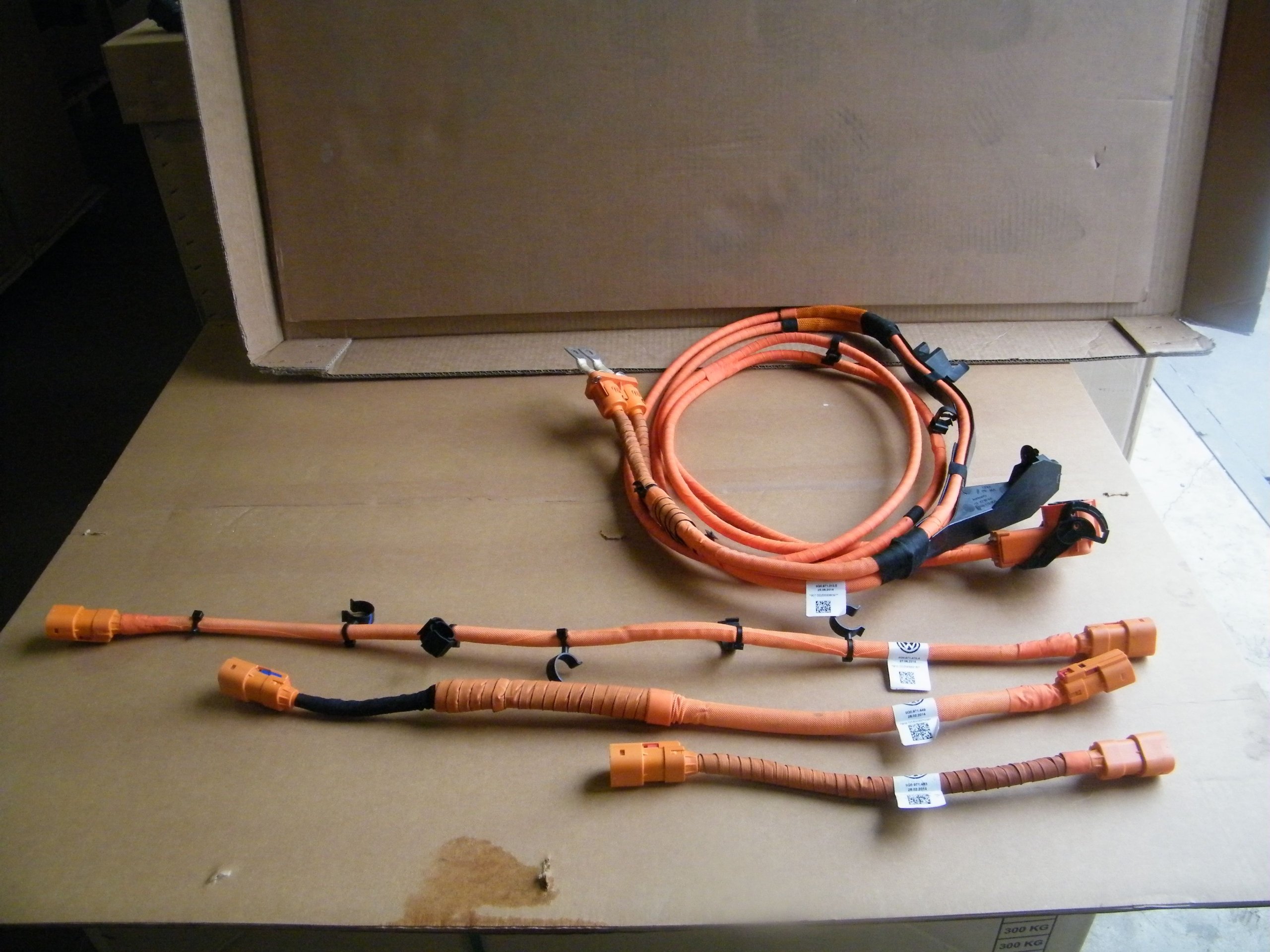 PRZEWODY KABEL PRADOWY AUDI A3 ETRON 5Q0971449