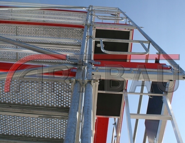 RUSZTOWANIE RUSZTOWANIA ELEWACYJNE PLETTAC 357 m² Rodzaj fasadowe