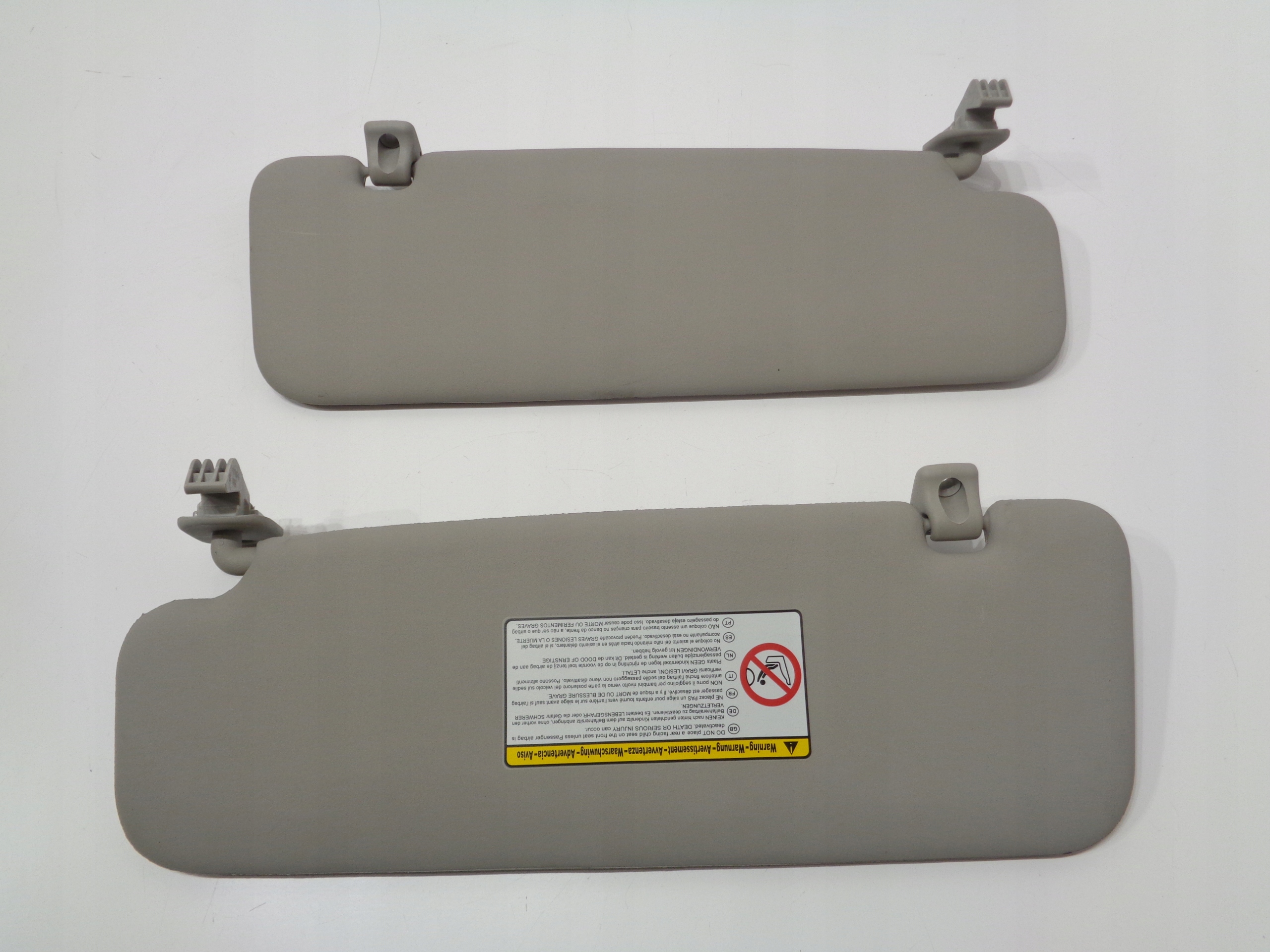 DASZEK OSŁONA PRZECIWSŁONECZNA KIA VENGA 2009-