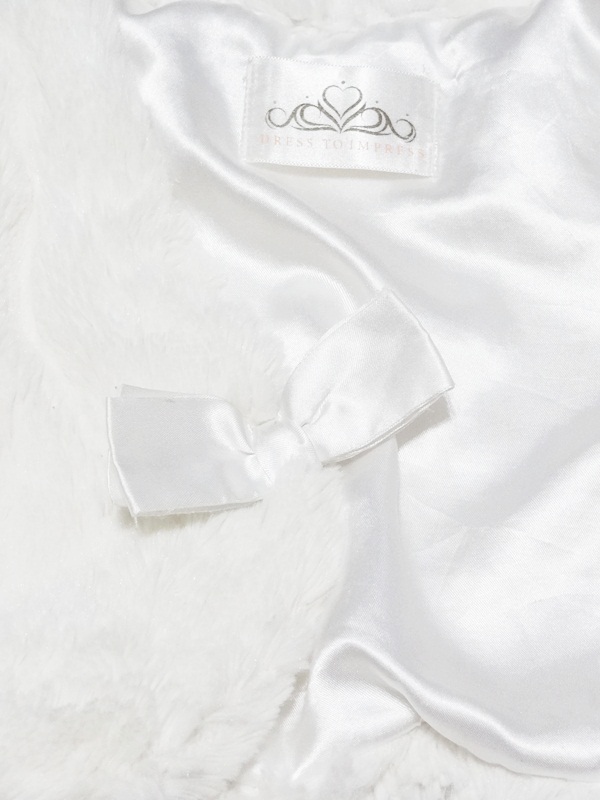 DRESS pluszowe bolerko ecru J.NOWE 122-128 Marka Inna marka