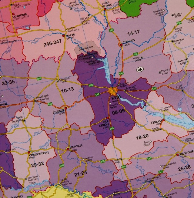 EUROPA KODOWA MAPA ŚCIENNA DO WPINANIA W RAMIE Język publikacji polski