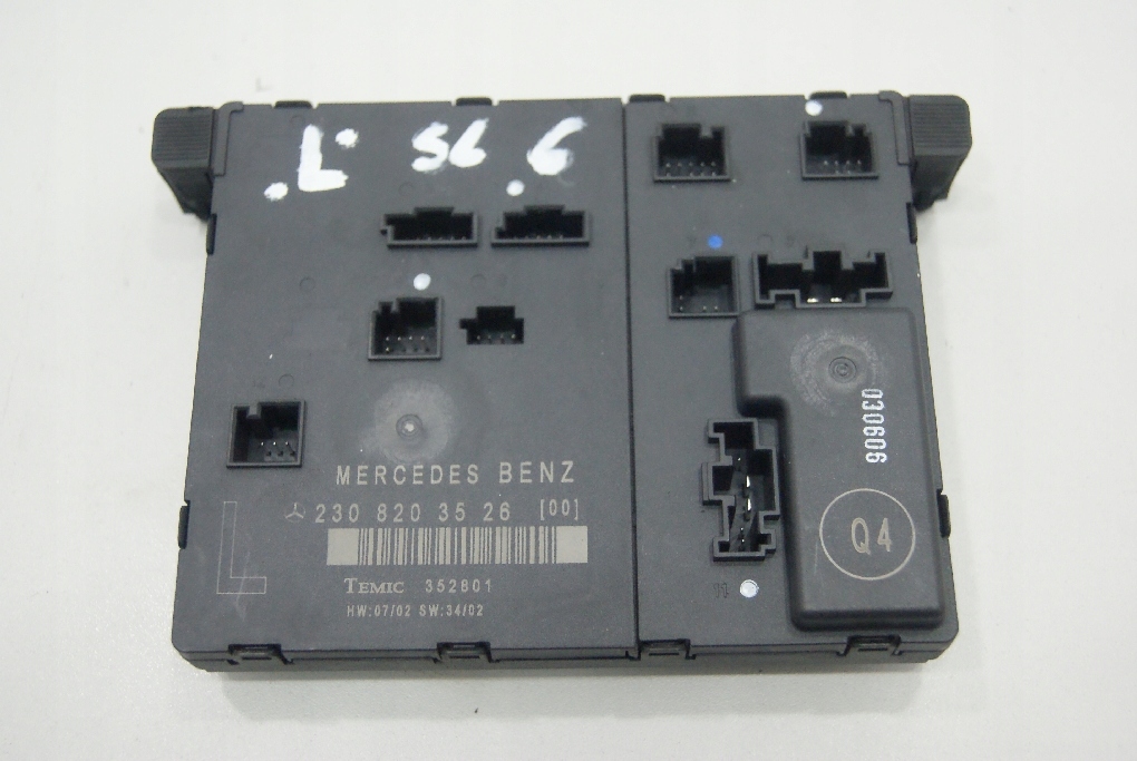 Модуль двери 2308203526 левый MERCEDES SL R230 02-