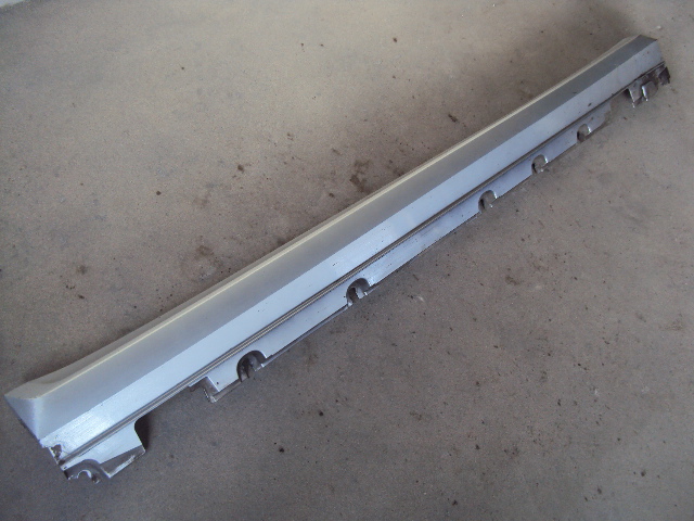 НАКЛАДКА ПОРОГА ПРАВА MERCEDES GLK X204