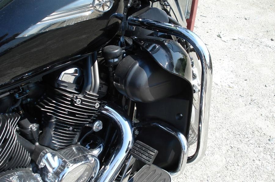 PRZEDNIE GMOLE YAMAHA ROYAL STAR VENTURE 1300 Producent Motonautilus