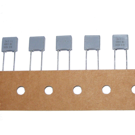 

Kondensator foliowy Mkt 3.3nF 400V 5% Vishay x15