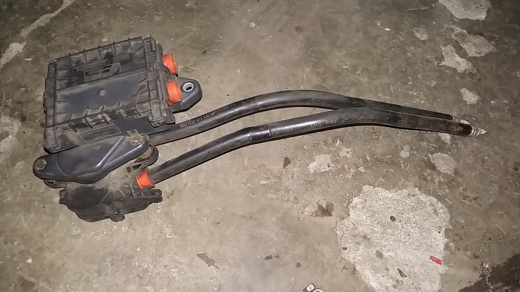 ACTROS AXOR ЕЛЕКТРИЧНИЙ РОЗ'ЄМ FV КАБЕЛЬНА КОРОБКА