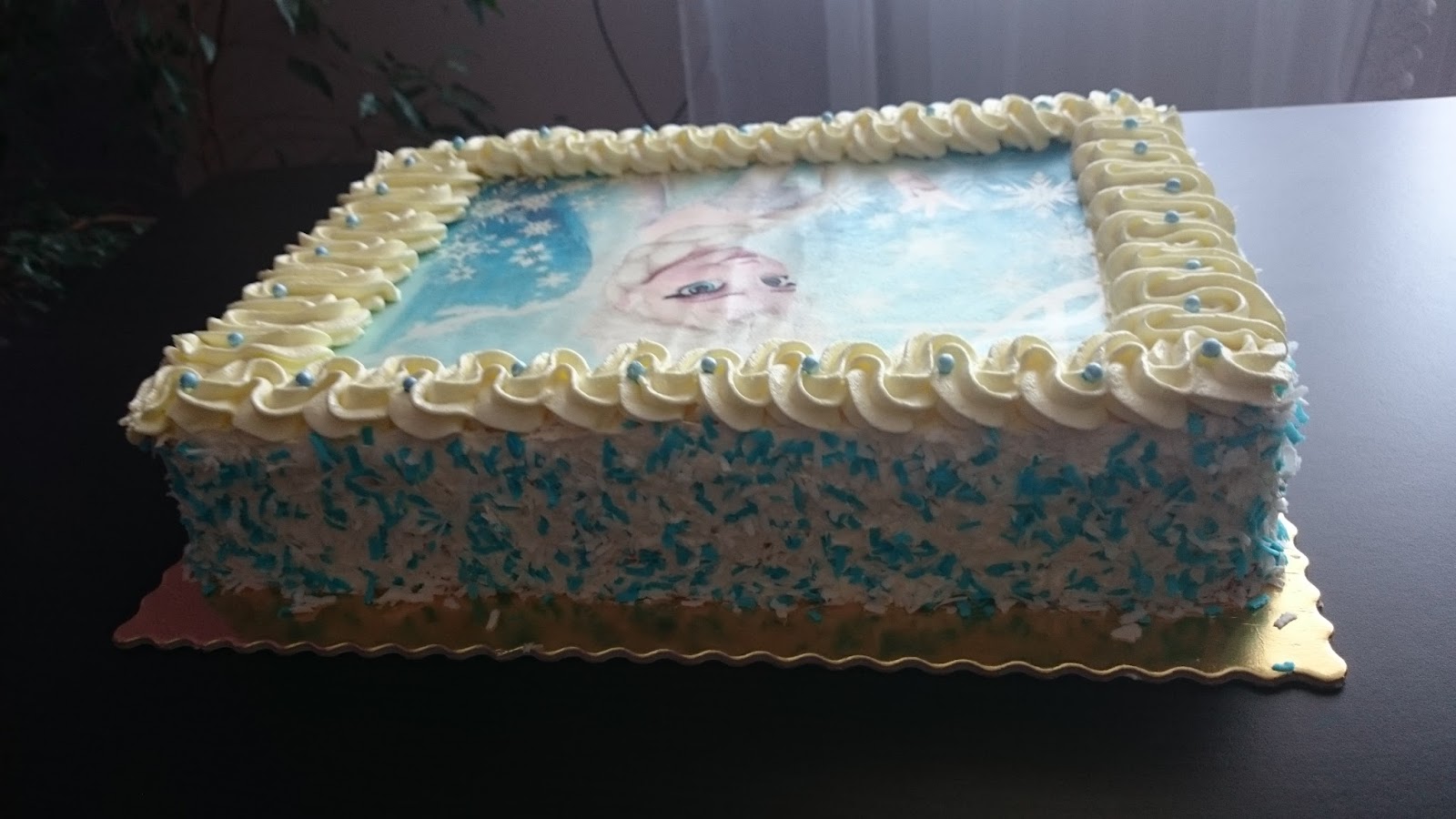 Biała POSYPKA WAFLOWA NA TORT MUFFINKI 10g 150ml Marka inna