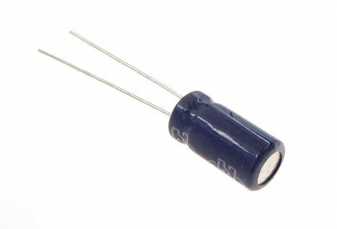 

Kondensator 1000uF 10V Low Esr Li 105* x10szt