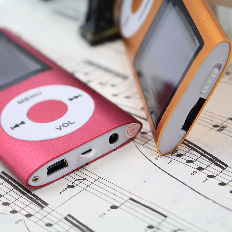 MP4 MP3 плеєр меню RU радіо диктофон SD 8GB вага продукту 35 г