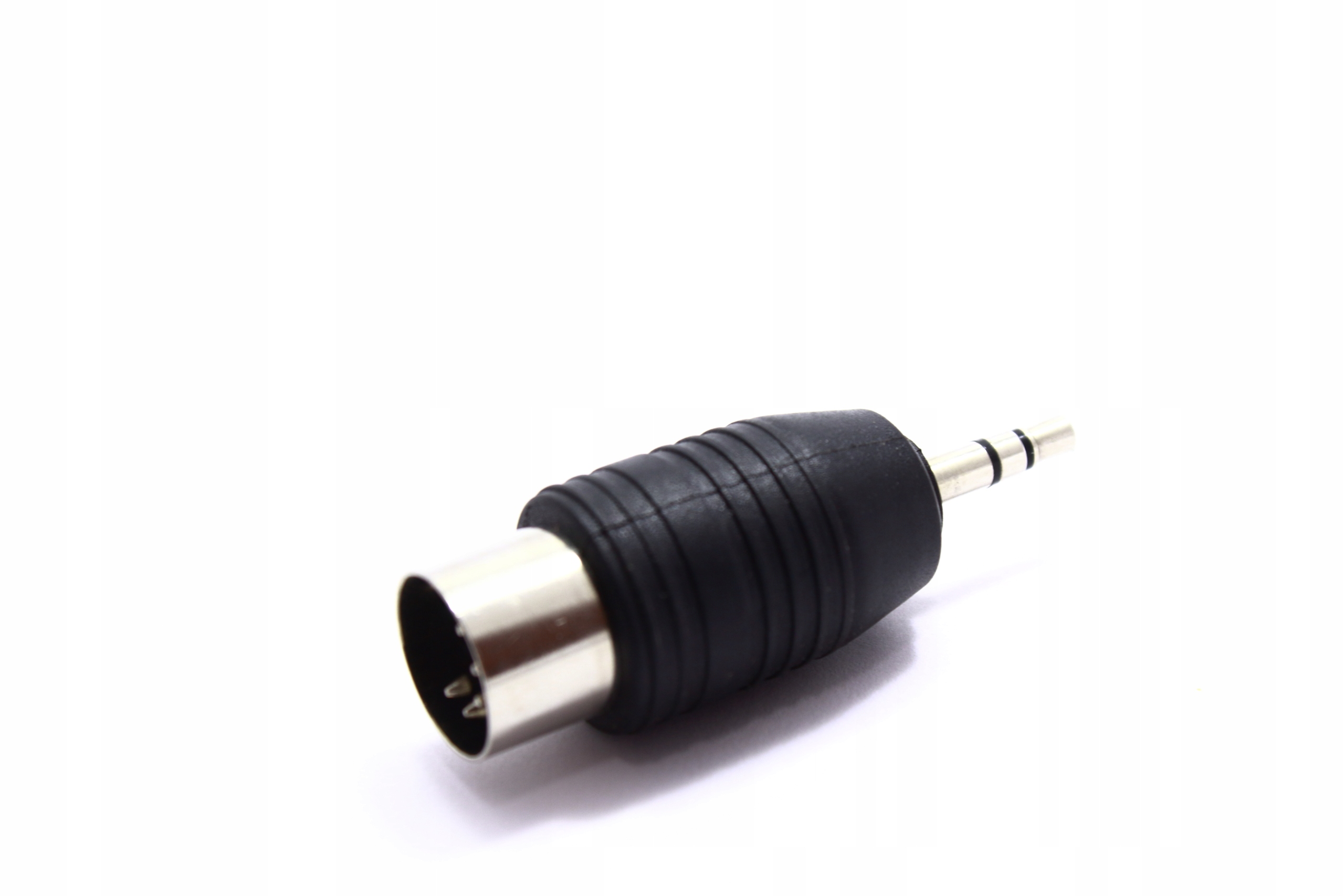 ADAPTER WTYK DIN 5 PIN / WTYK AUX JACK 3,5 STEREO Marka Vitalco