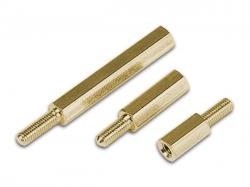 

Dystans tuleja mosiężna 18mm M4 gwint W/z x5szt