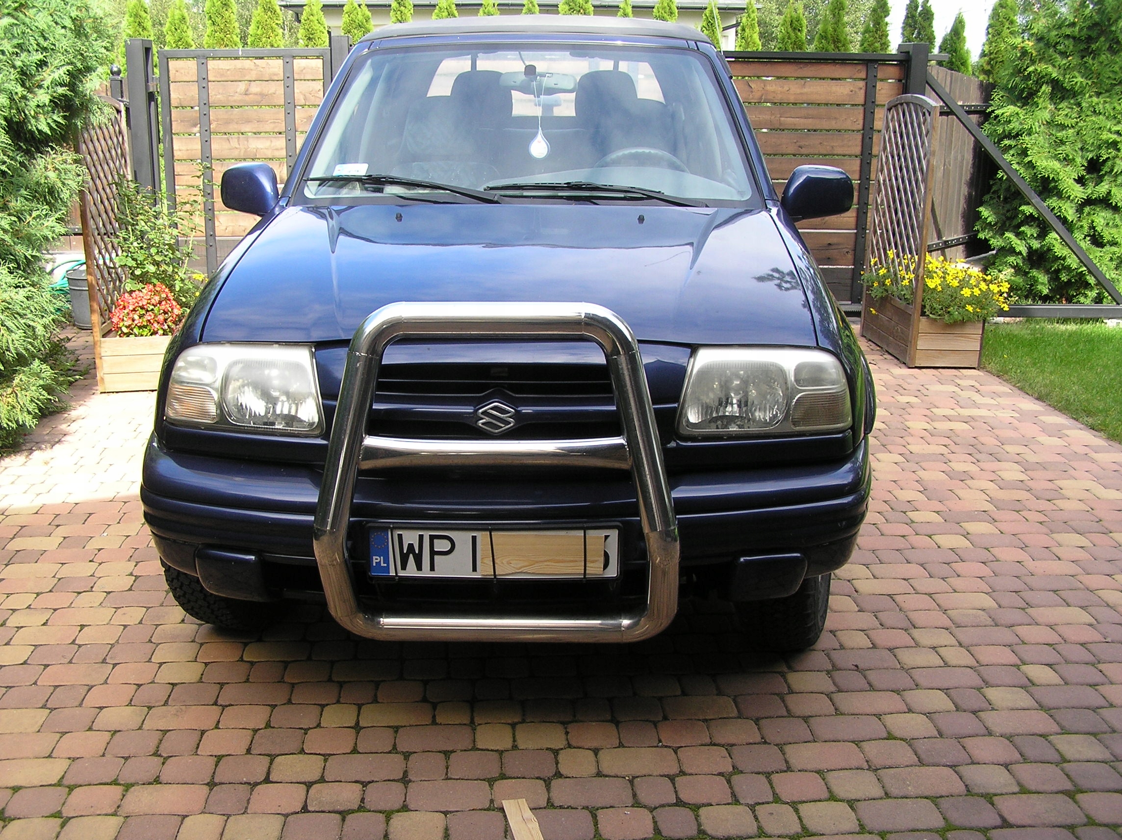 Subaru grand vitara