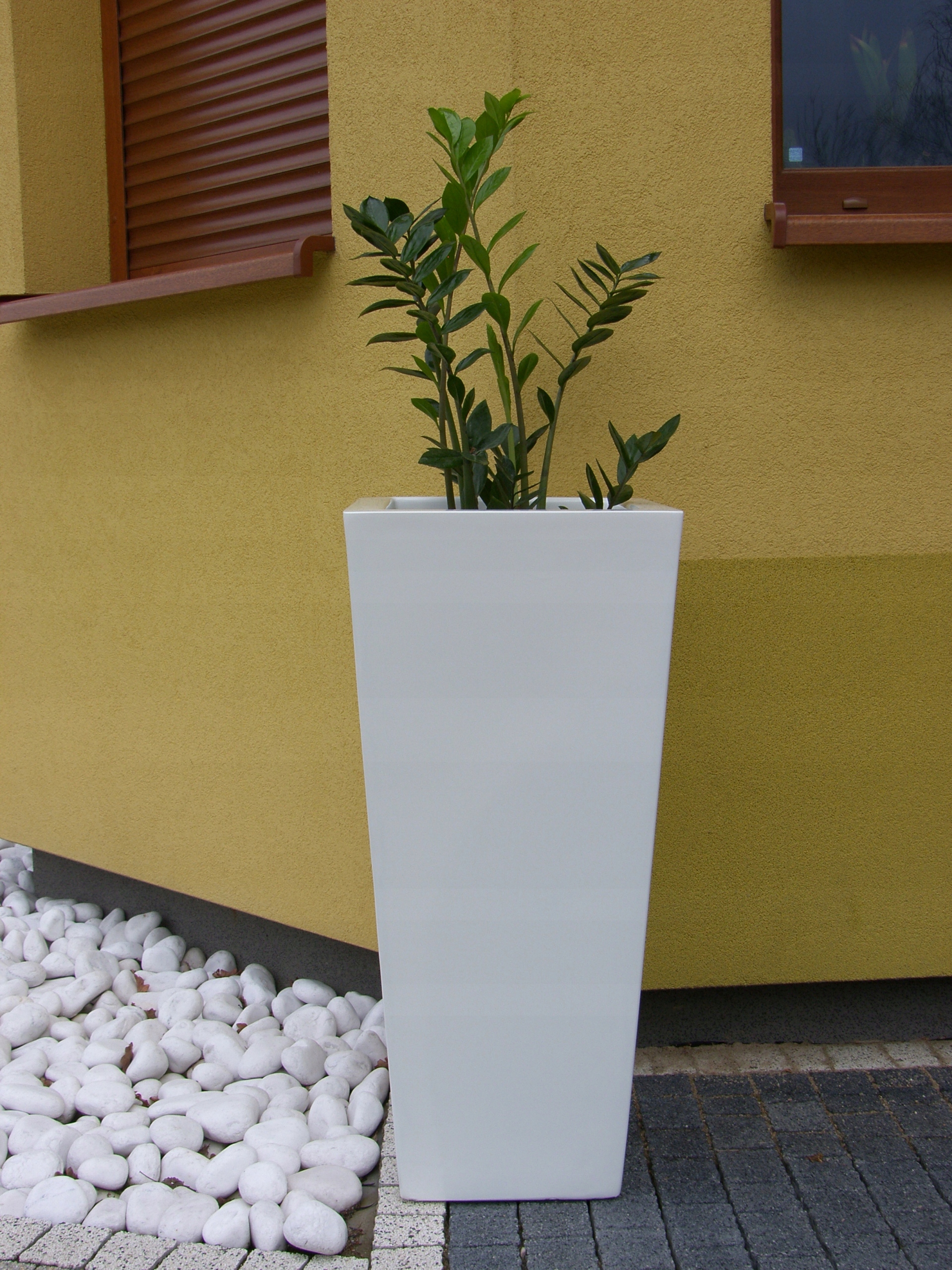 Donica Duża Wysoka salon TRAPEZ H 80 z półką biała - 7563191821