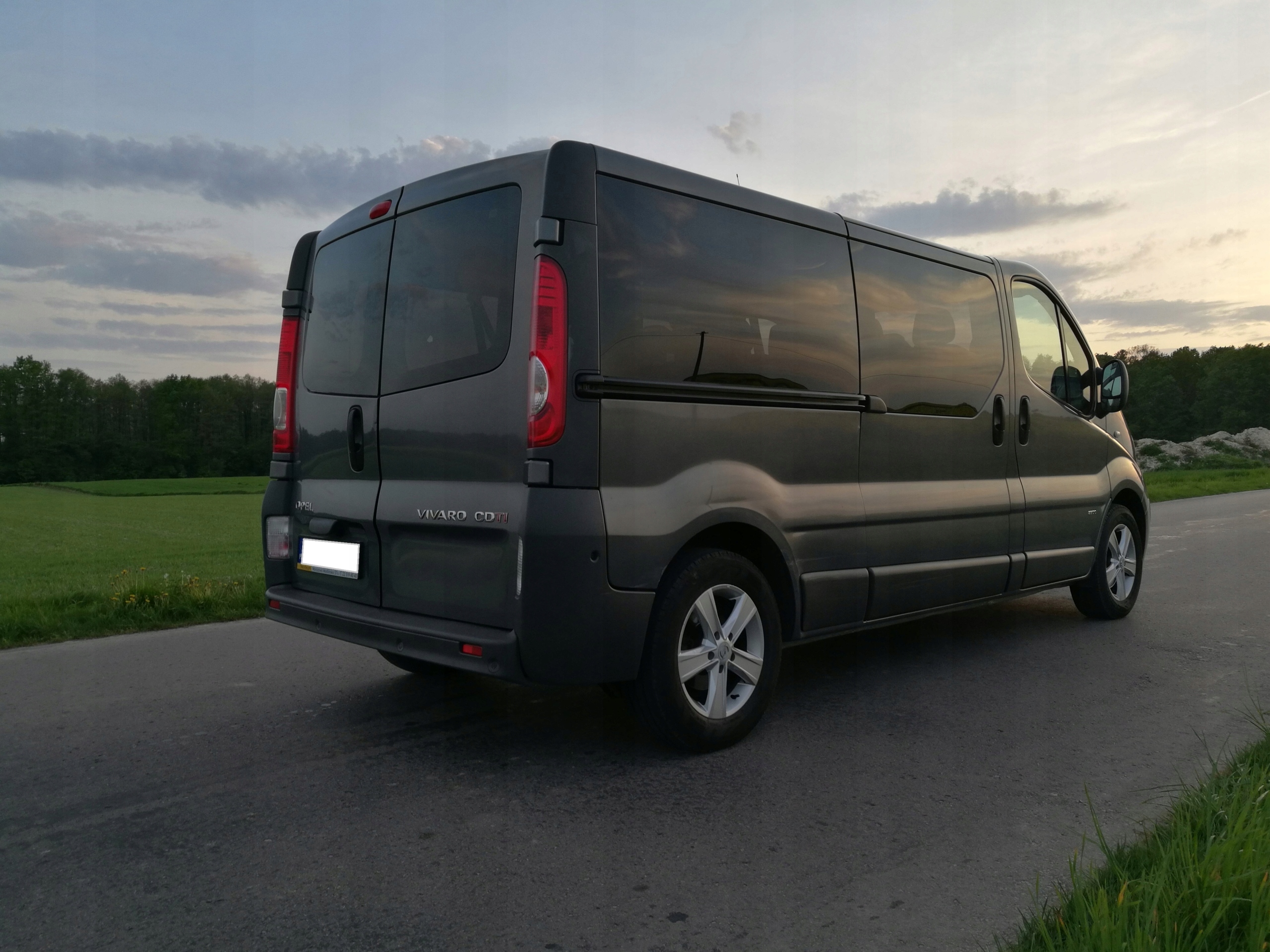 Opel vivaro 2