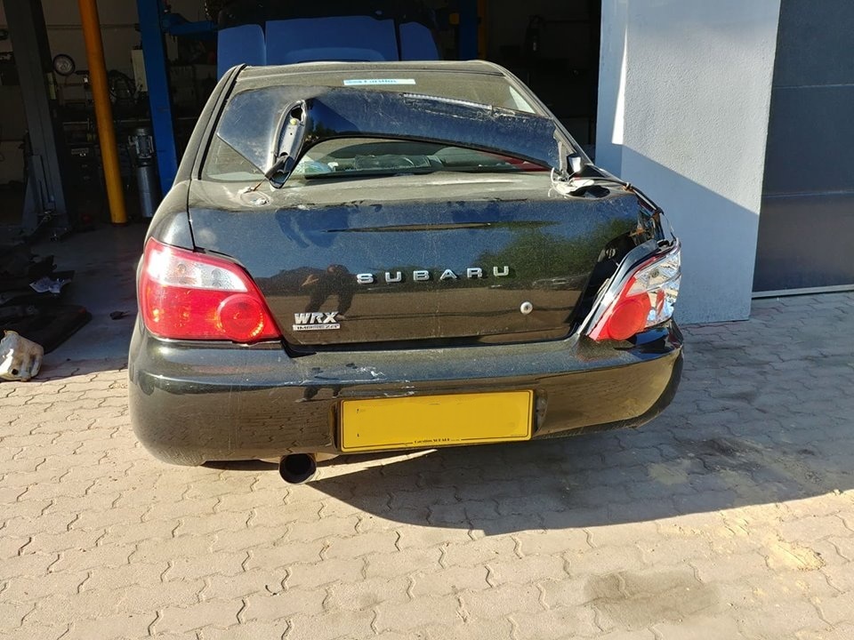 Zderzak tył 18L Subaru Impreza WRX sedan 2003 2007