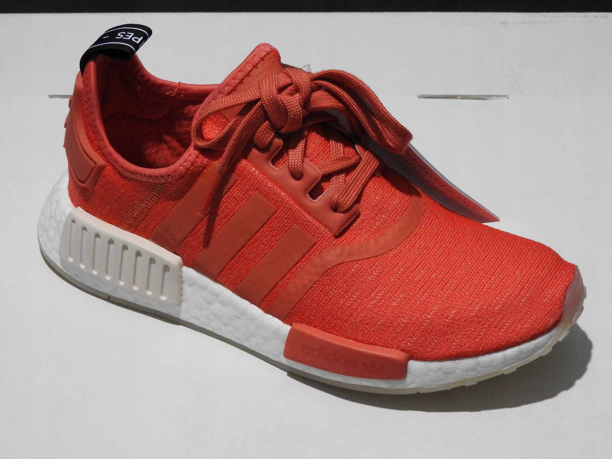 Adidas NMD R1 W r. 38 damskie czerwone buty nowe boost Adidas NMD R1 W r. 38 damskie czerwone buty nowe boost