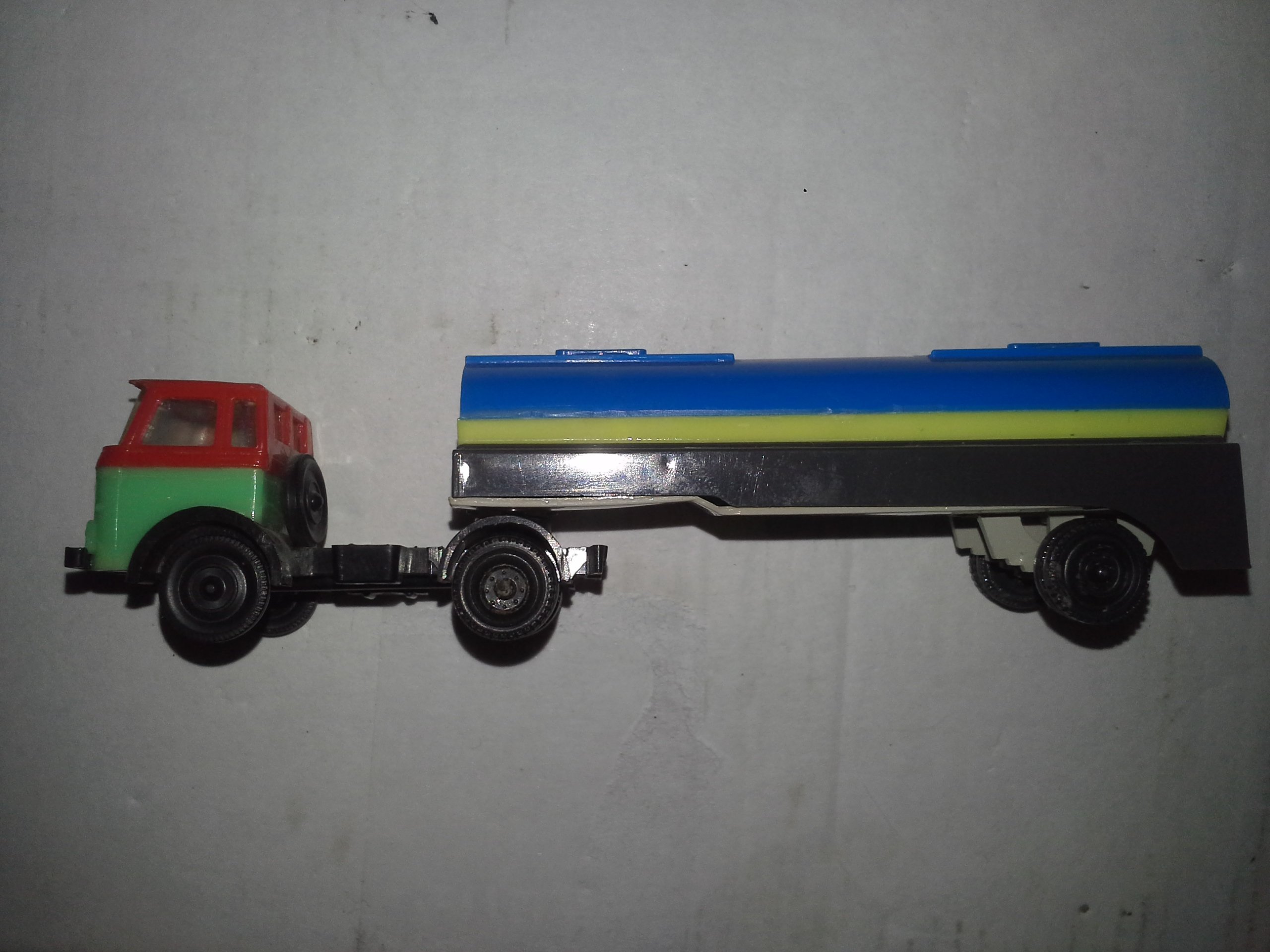 Zabawka Z Prl U Autko Star Benzyna Ruch