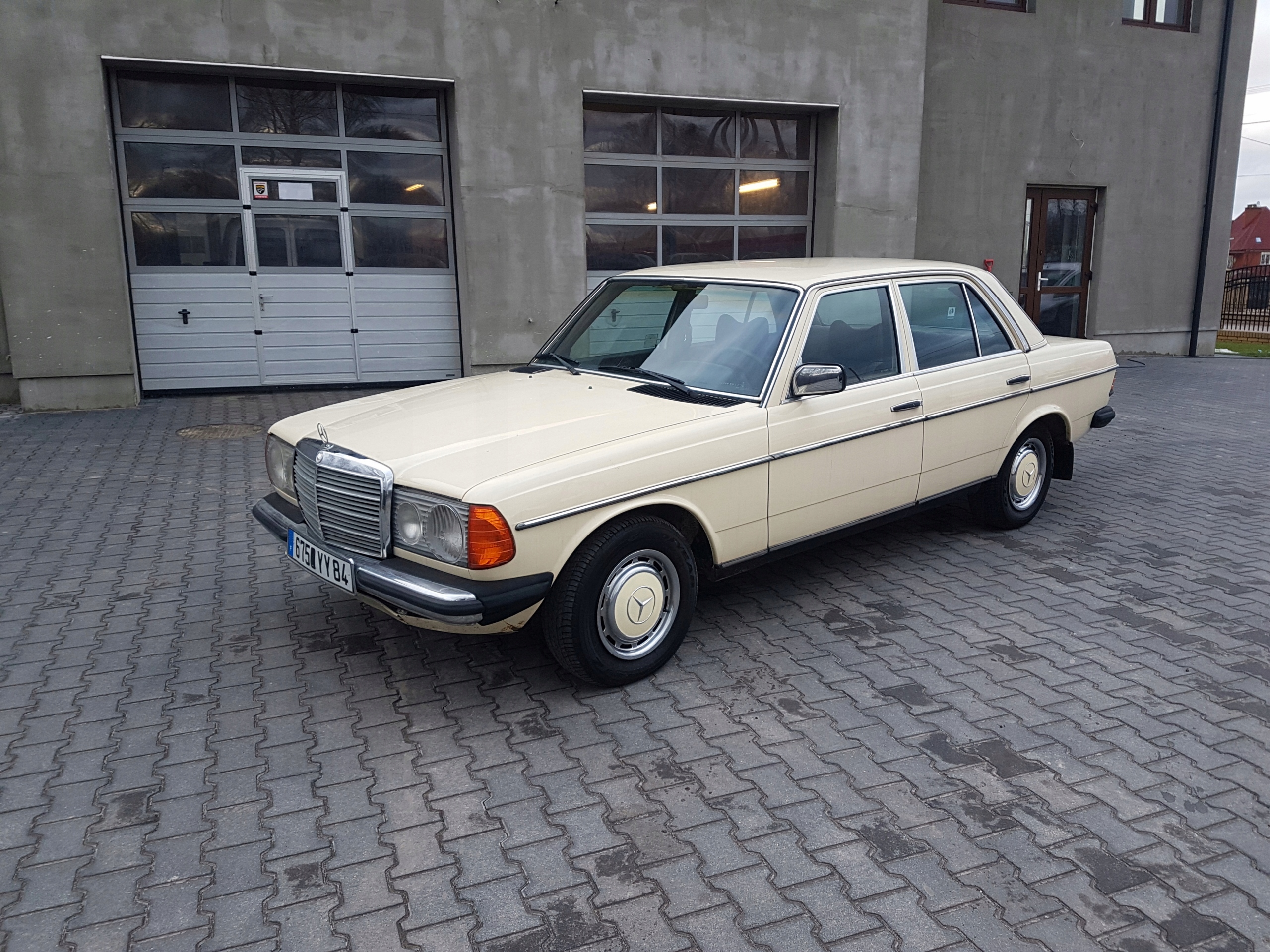 W123 Taxi