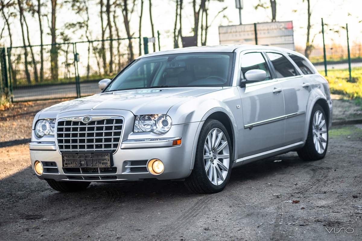 CHRYSLER 300C SRT 3.0 CRD NAVI, XENON 2009 SKÓRY