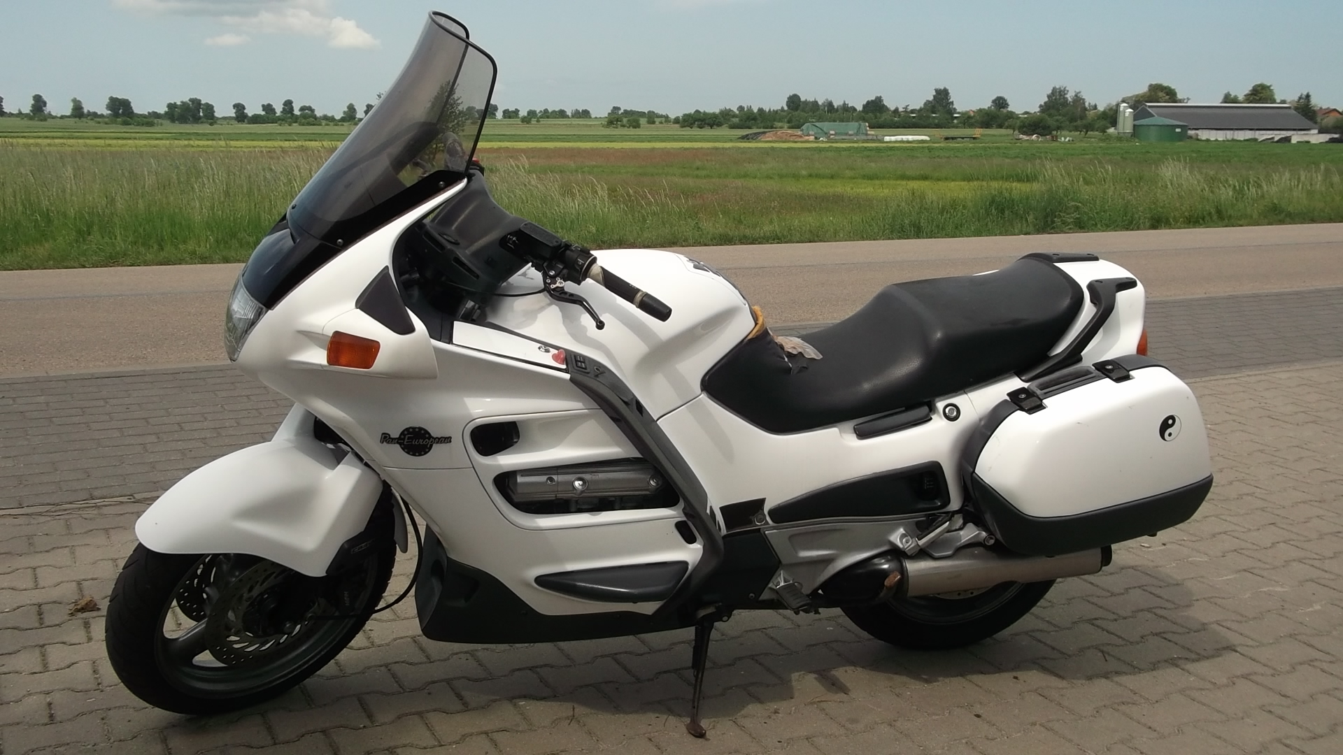 HONDA ST 1100 PAN EUROPEAN Z NIEMIEC 60TKM BDB HONDA ST 1100 PAN EUROPEAN Z NIEMIEC 60TKM BDB