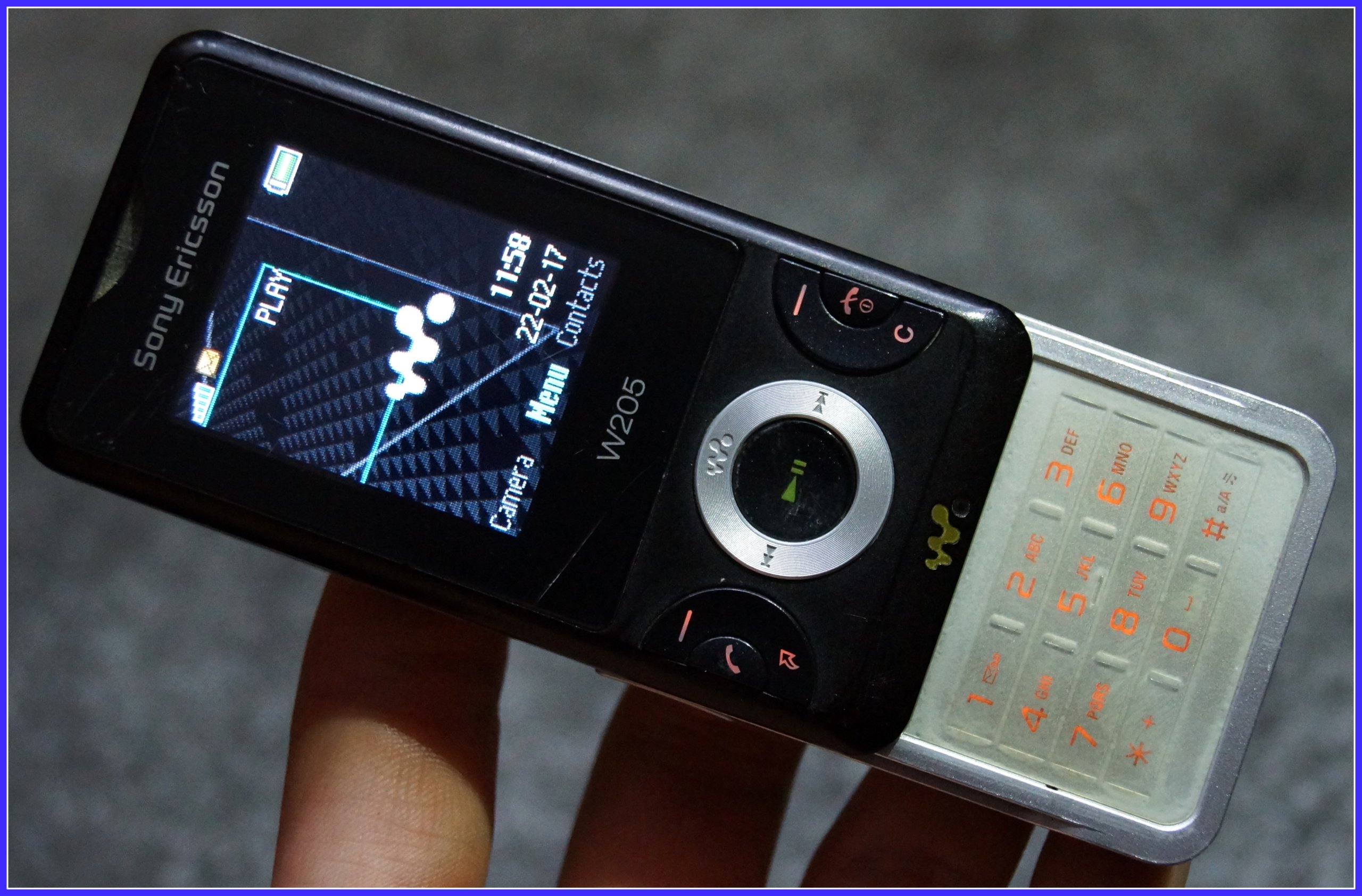 sony ericsson розовый раскладушка