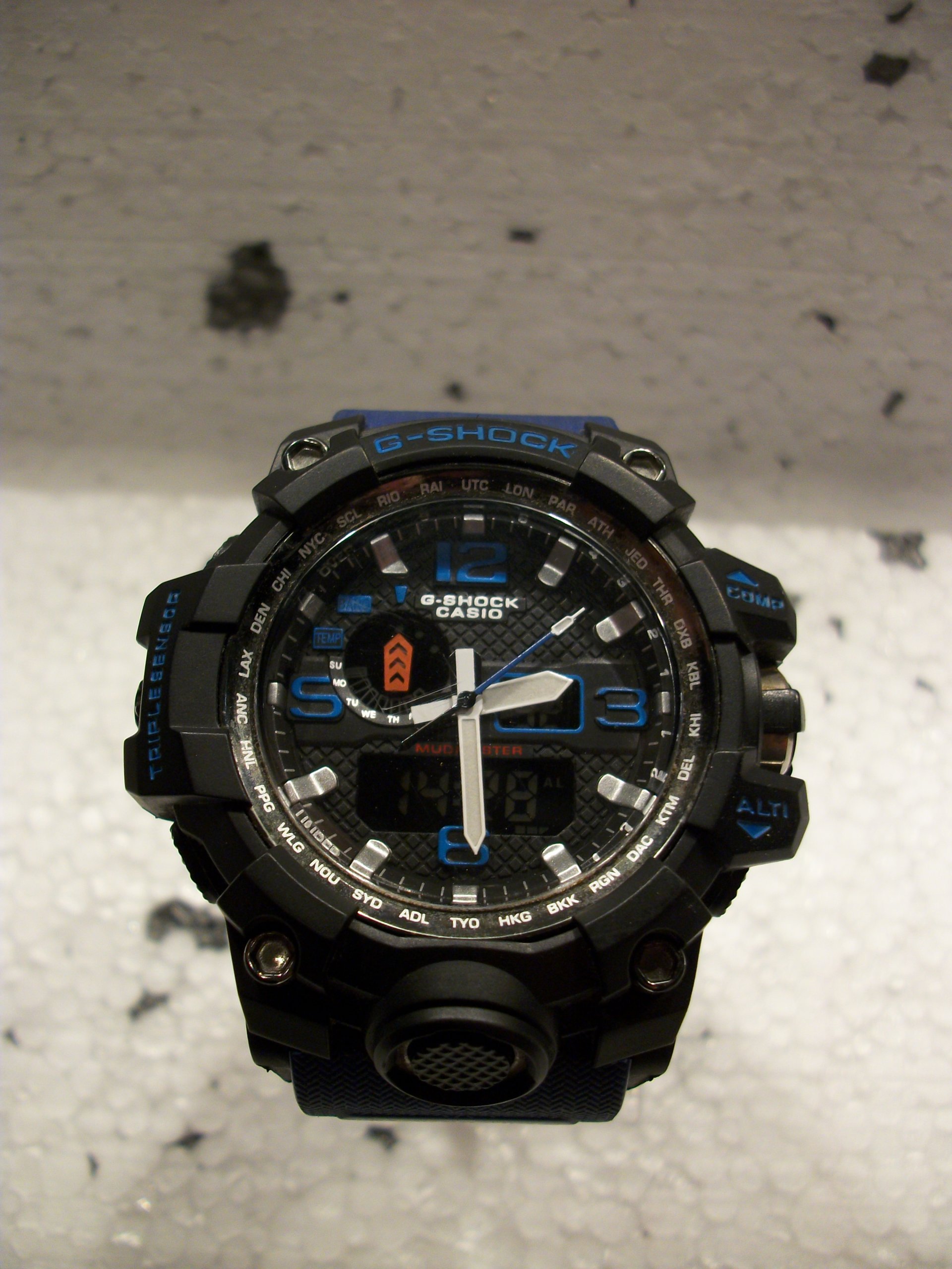 G shock best sale 1036 gpw 1000