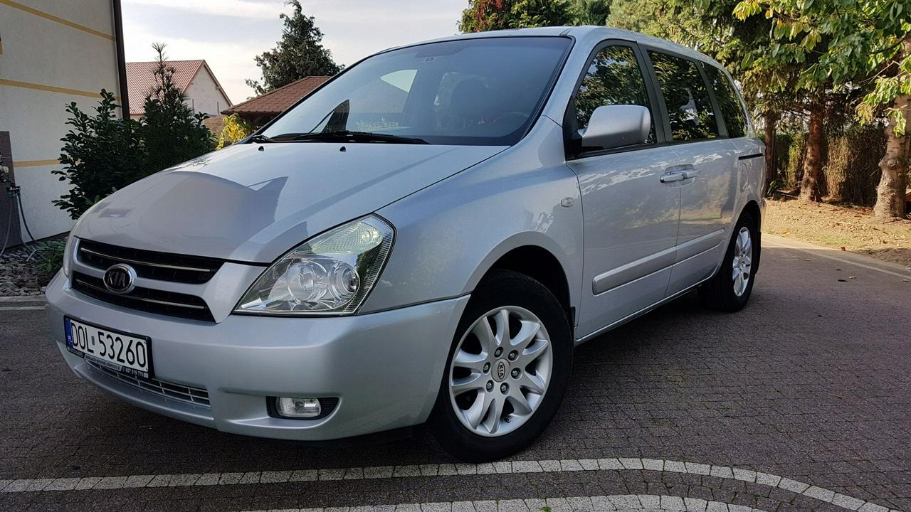 2. 9. Киа карнивал 2008 короткий. Kia carnival 2002. Kia carnival 1 поколение.