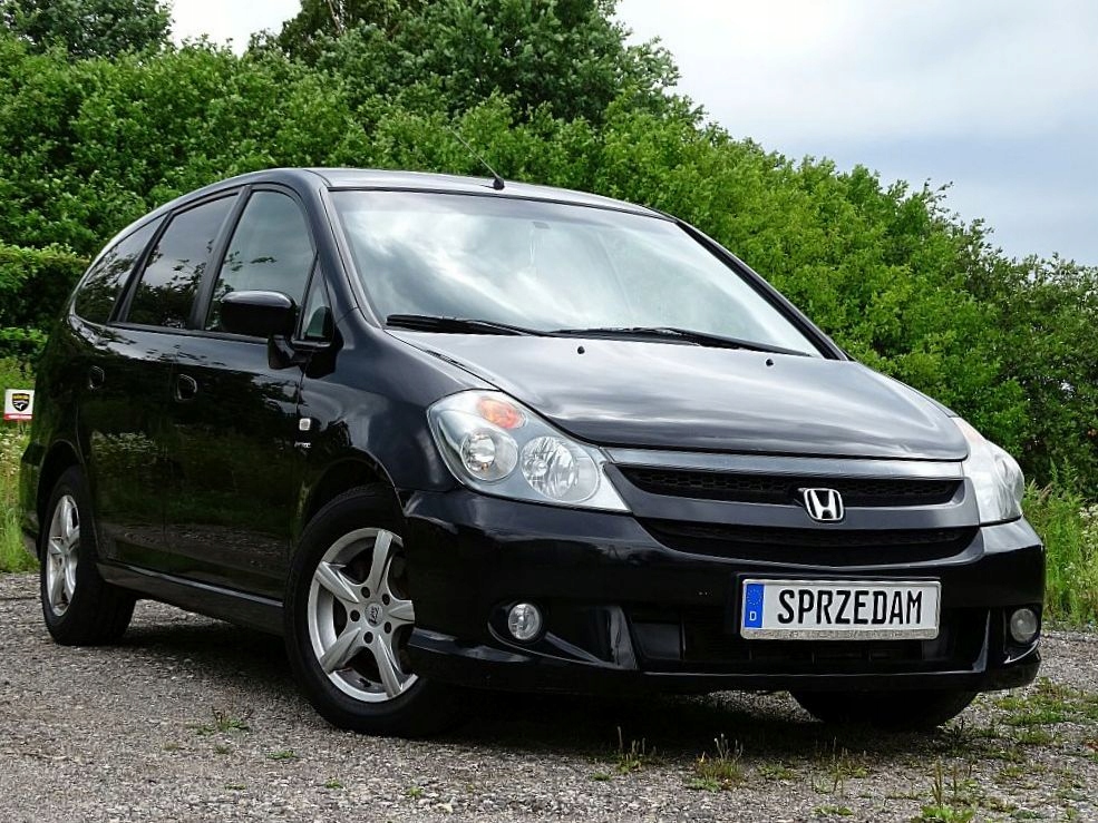 Honda stream 2 поколения