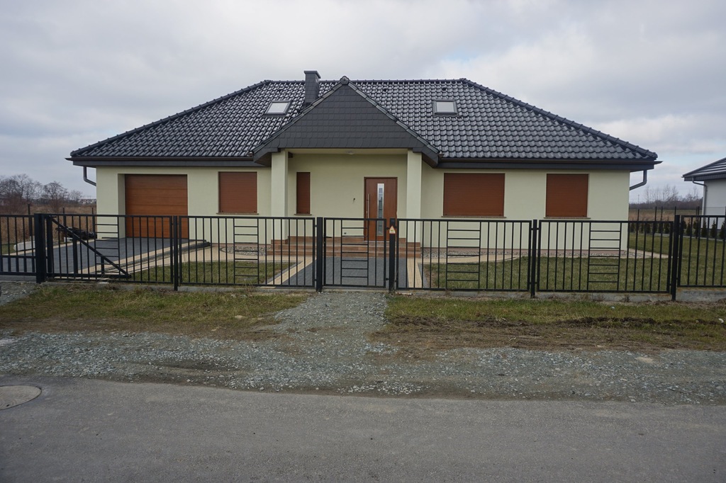 DOM JEDNORODZINNY PARTEROWY!!! UL.GRYCZANA