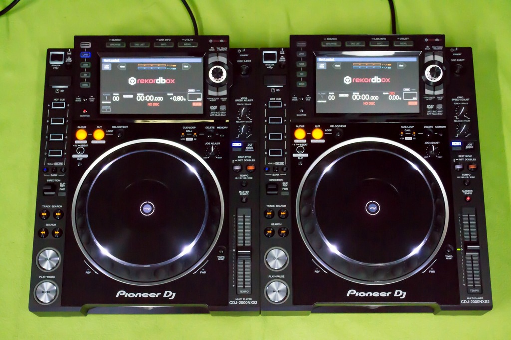 2 X PIONEER CDJ 2000 NEXUS 2 GWARANCJA NOWE!