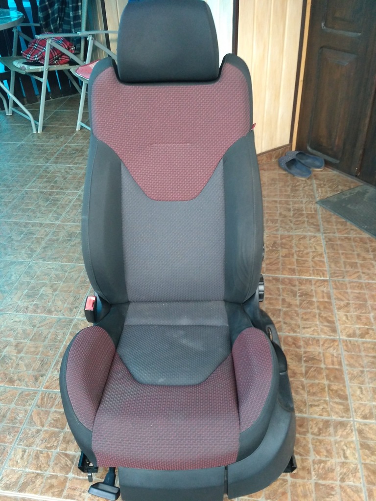 FOTEL LEWY KIEROWCY SEAT ALTEA ŁADNY