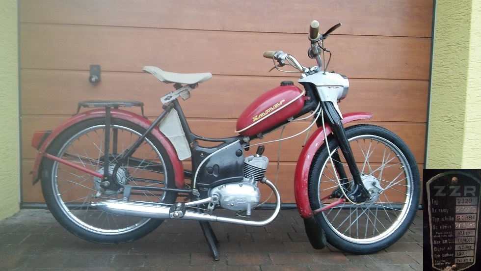 Komar Sztywniak 2320